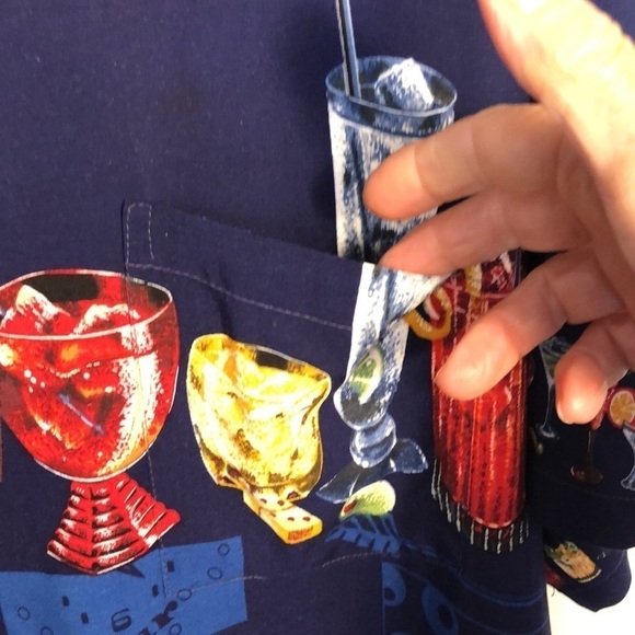 Men’s Paradise Found Vintage Vacation Tropical Mixed Drink Graphic Button Down - Picture 6 of 9